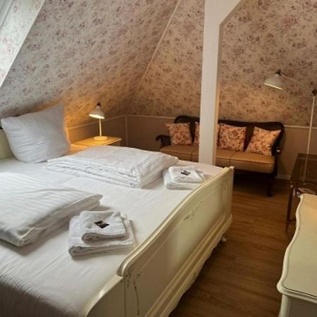 Studio-Apartment 29 Beim Saseler Markt Frisch Renoviert Hamburg-Harburg Exteriör bild