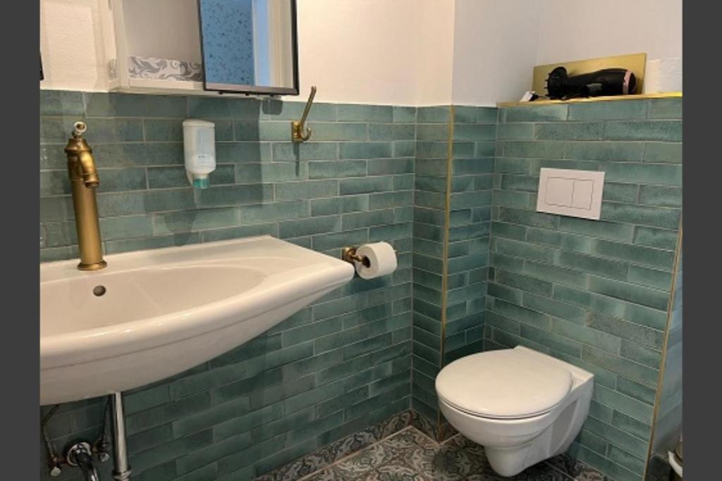 Studio-Apartment 29 Beim Saseler Markt Frisch Renoviert Hamburg-Harburg Exteriör bild